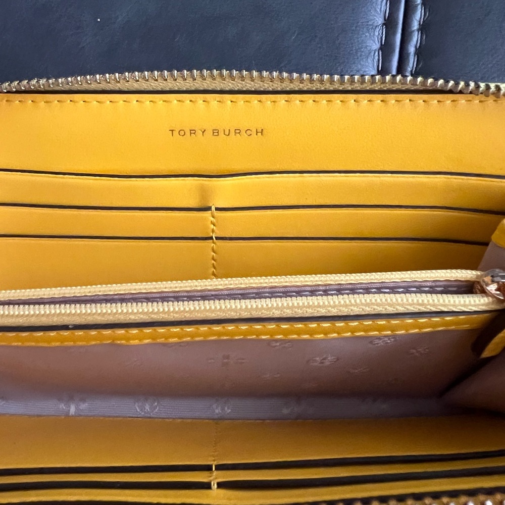 Tory Burch Block-T Continental Wallet - image 3